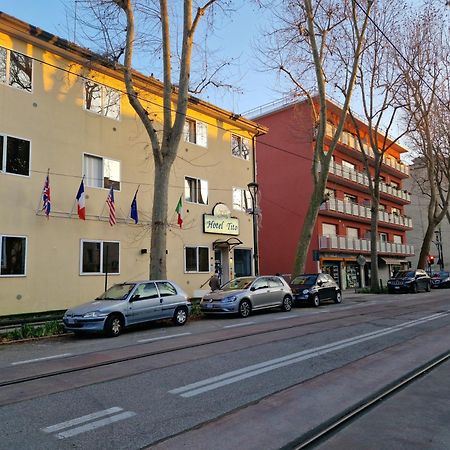 Hotel Tito Mestre Exterior photo