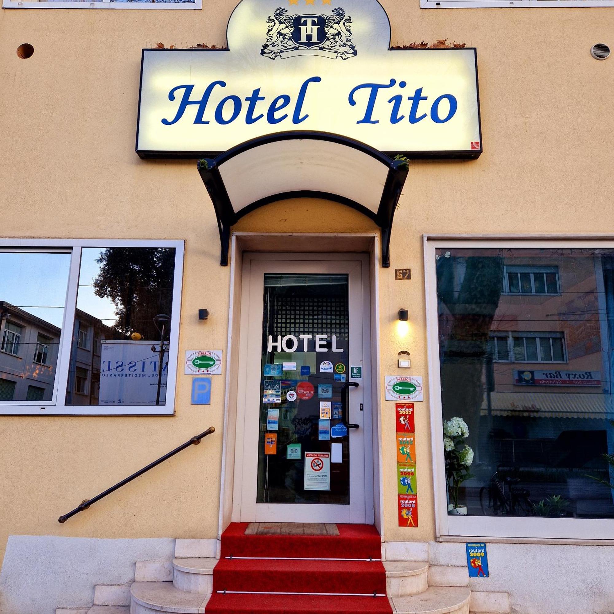 Hotel Tito Mestre Exterior photo