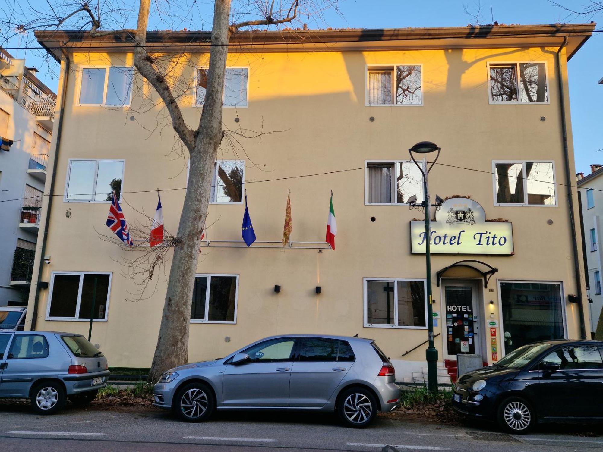Hotel Tito Mestre Exterior photo